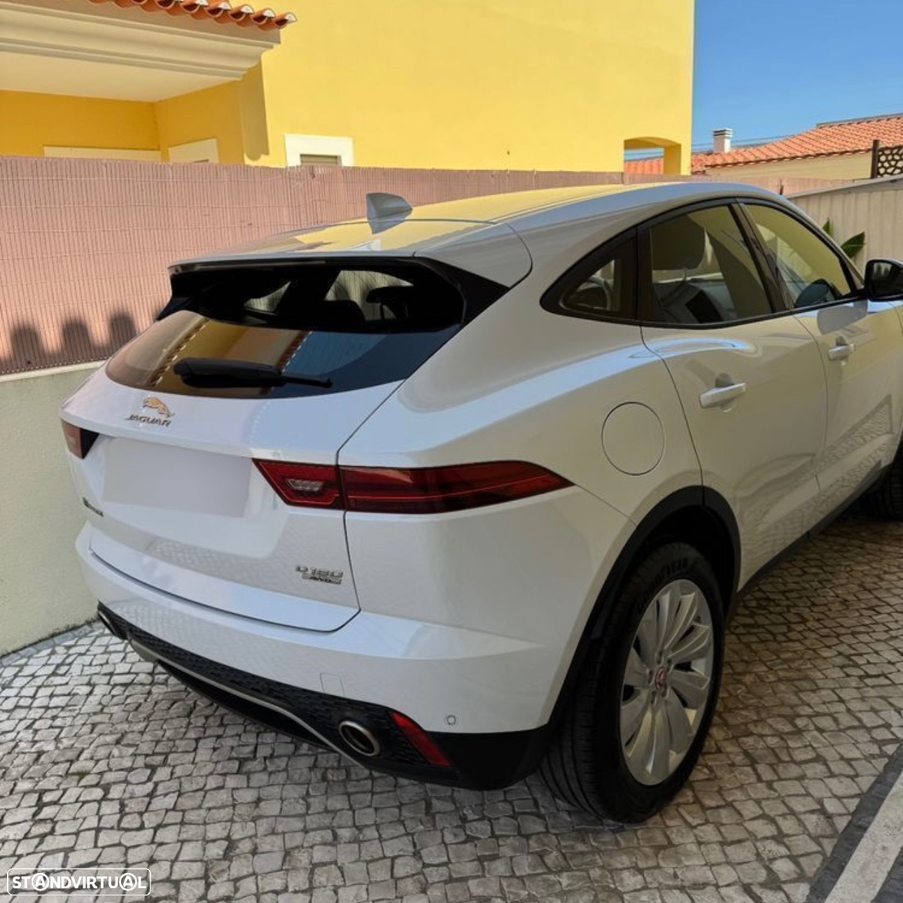 Jaguar E-Pace 2.0 i4D R-Dynamic S AWD Aut. - 5