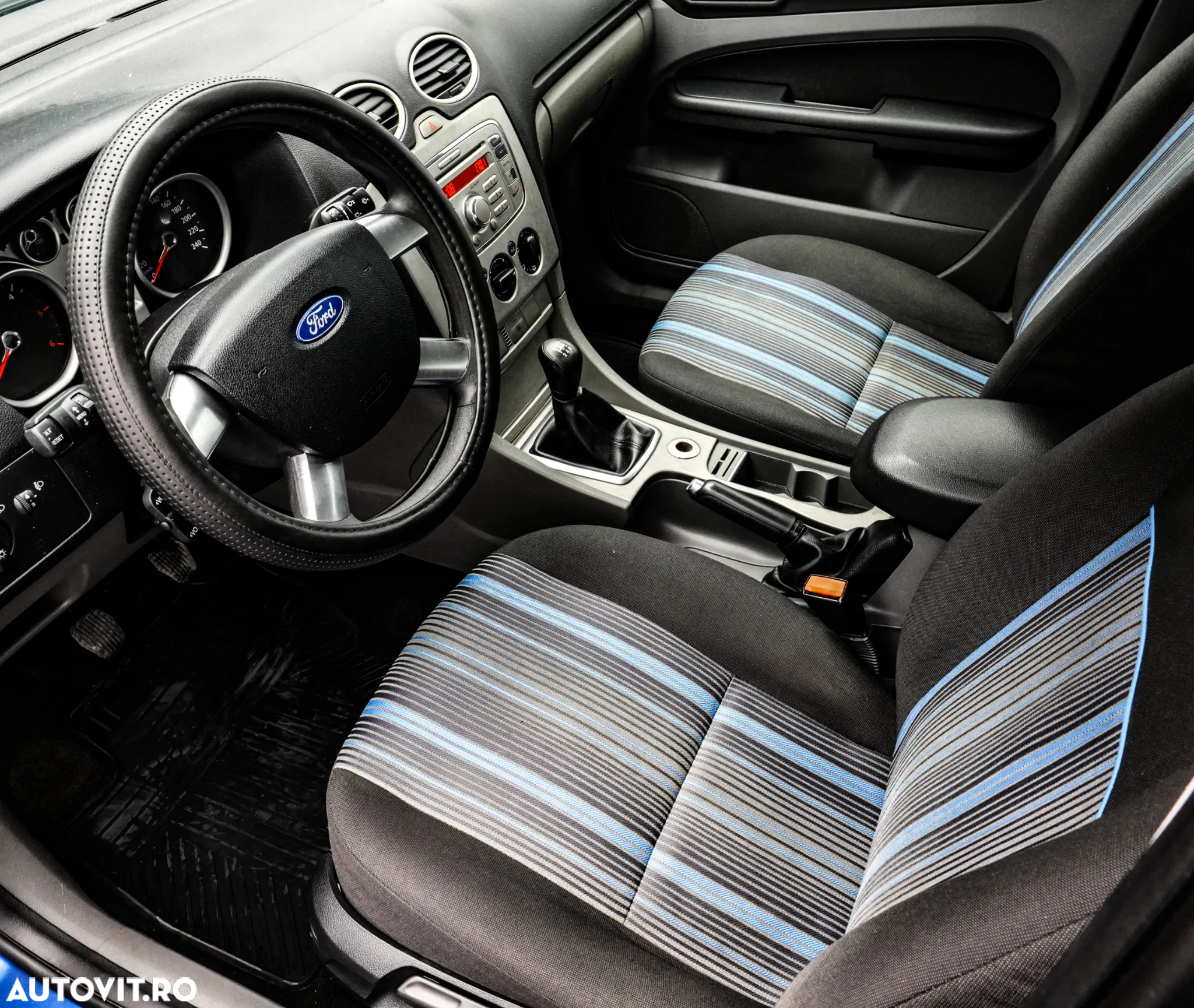 Ford Focus 1.6 TDCi Ambiente - 12