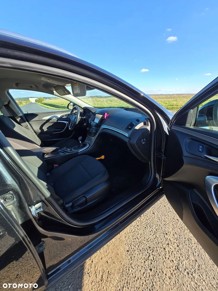 Opel Insignia - 16