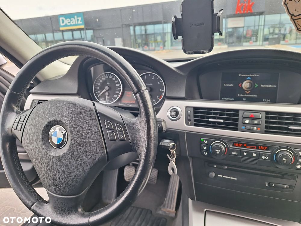 BMW Seria 3 - 16