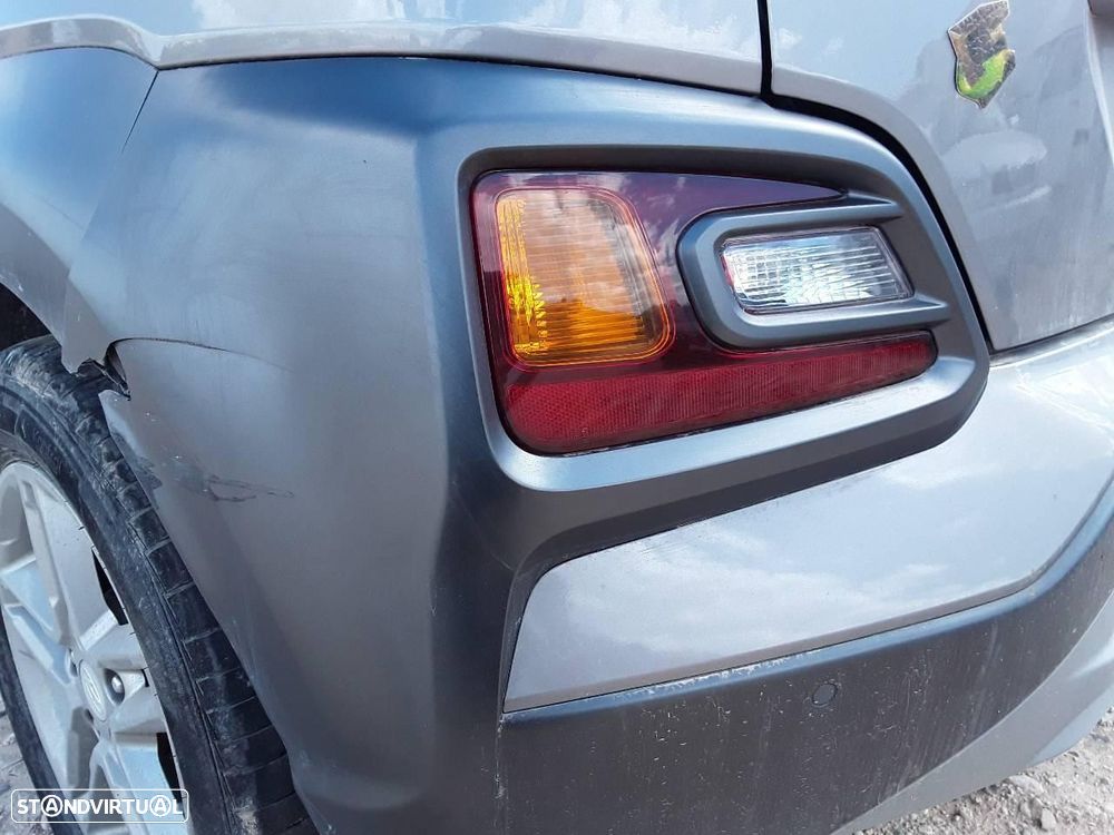 FAROLIM TRASEIRO ESQUERDO PARA-CHOQUES HYUNDAI KONA OS - 1