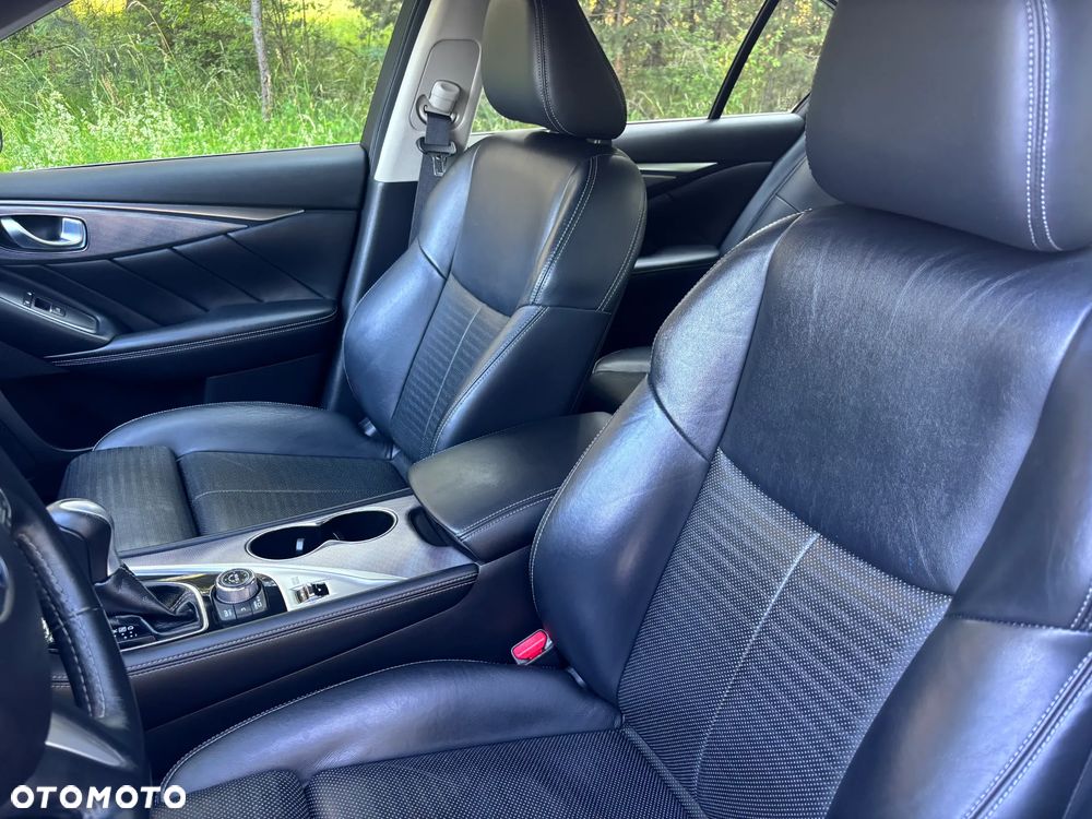 Infiniti Q50 2.0t Sport Tech EU6 - 19