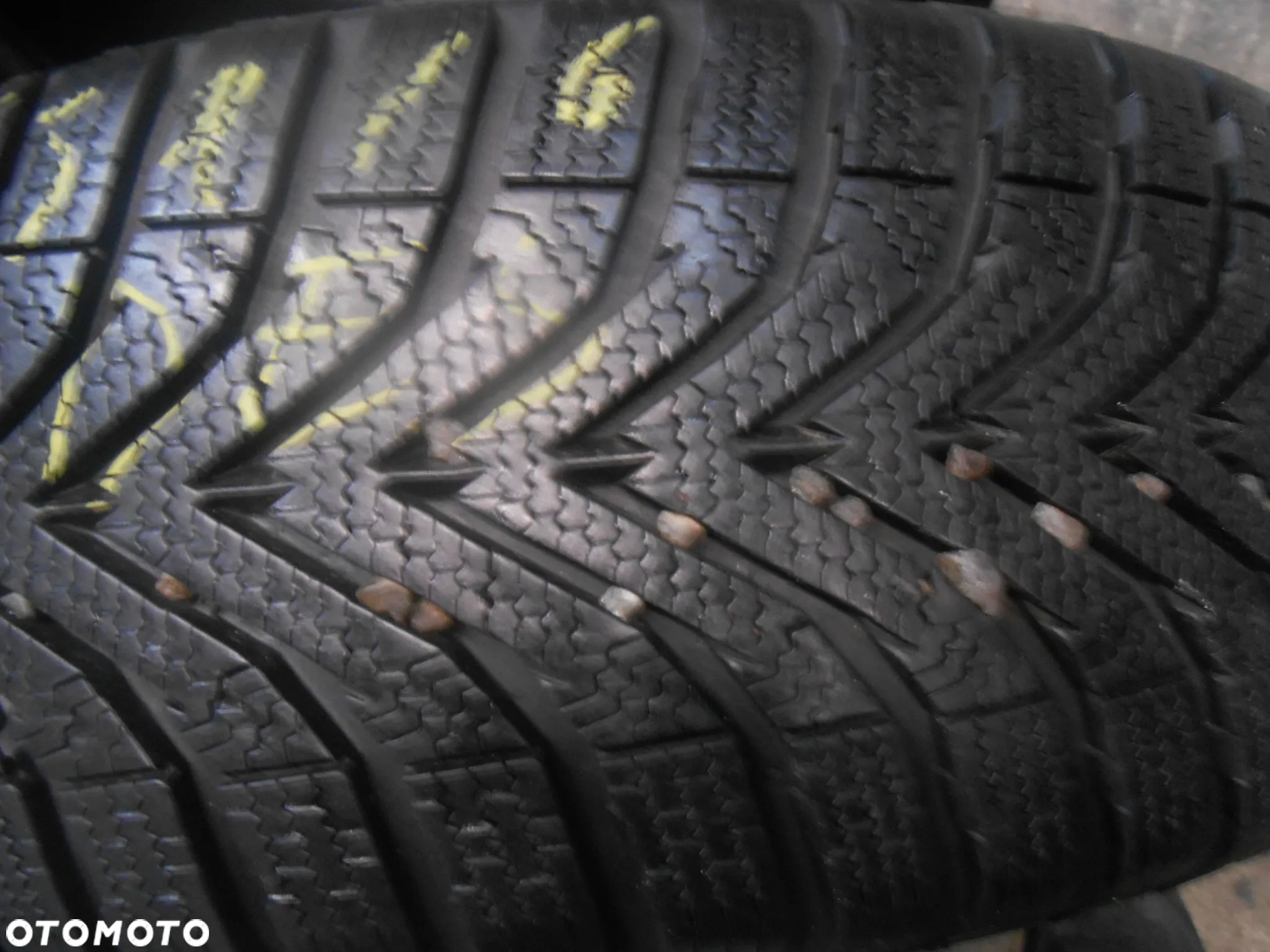 OPONA POJEDYNKA 205/55R16 VREDESTEIN SNOWTRACK 5 DOT 2319 7.9MM - 2