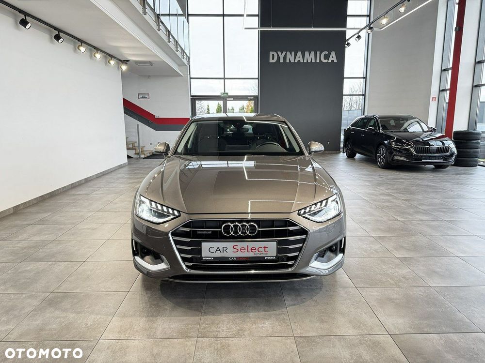 Audi A4 Limousine - 4