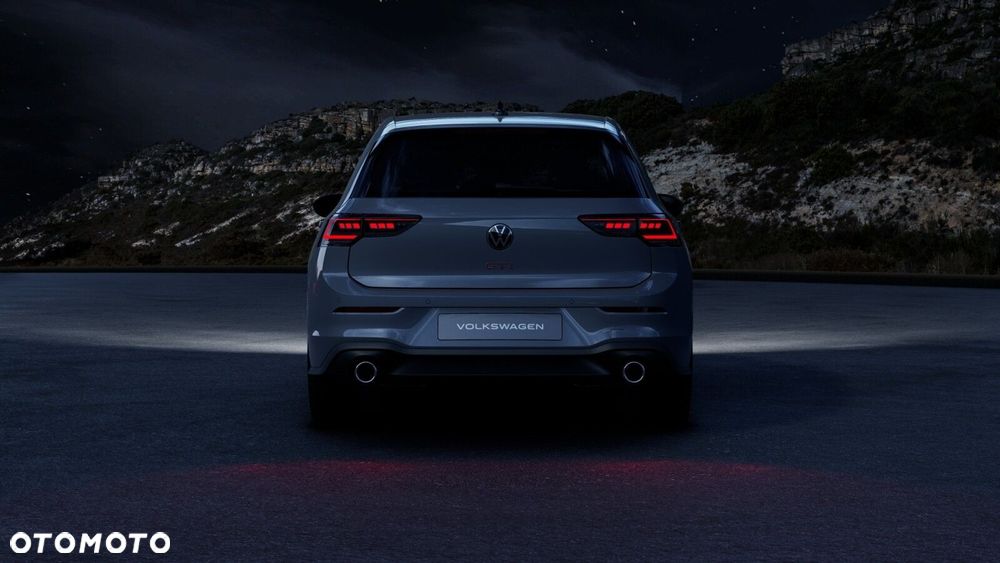 Volkswagen Golf - 13