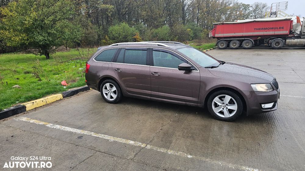 Skoda Octavia 1.6 TDI GREENLINE - 11