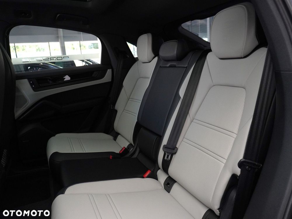 Porsche Cayenne Black Edition - 33