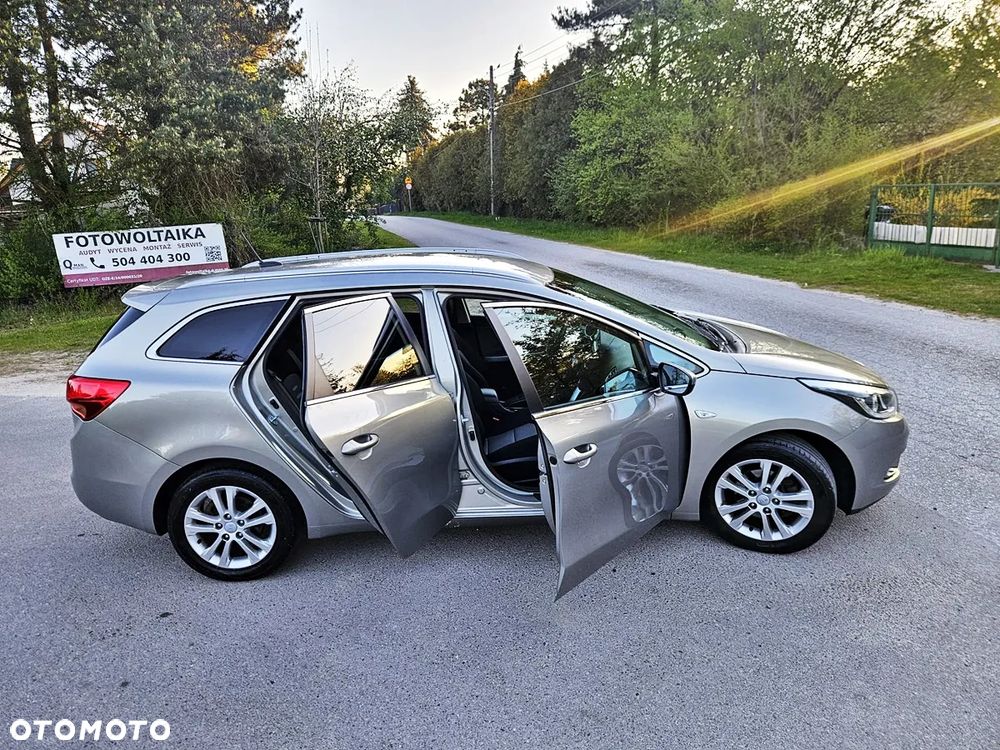 Kia Ceed 1.6 GDI ISG Spirit - 23