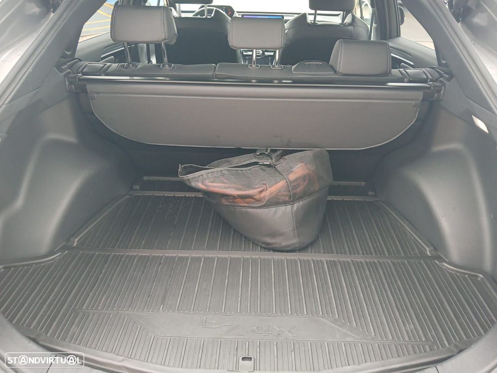 Toyota bZ4X 71,4 kWh Premium - 11