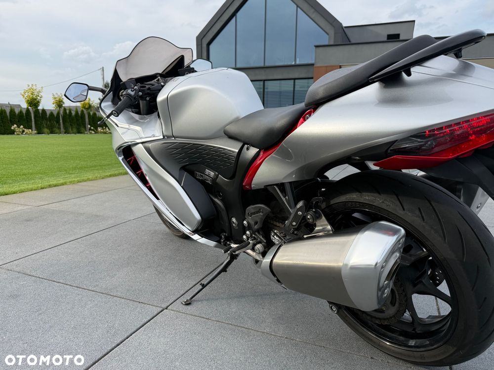 Suzuki Hayabusa - 12