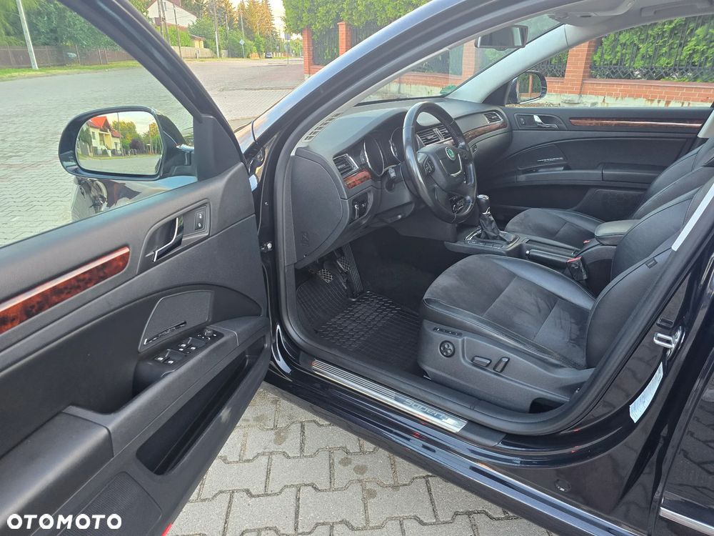 Skoda Superb 2.0 TDI 4x4 Exclusive - 20