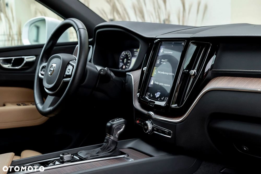 Volvo XC 60 T5 AWD Inscription - 21