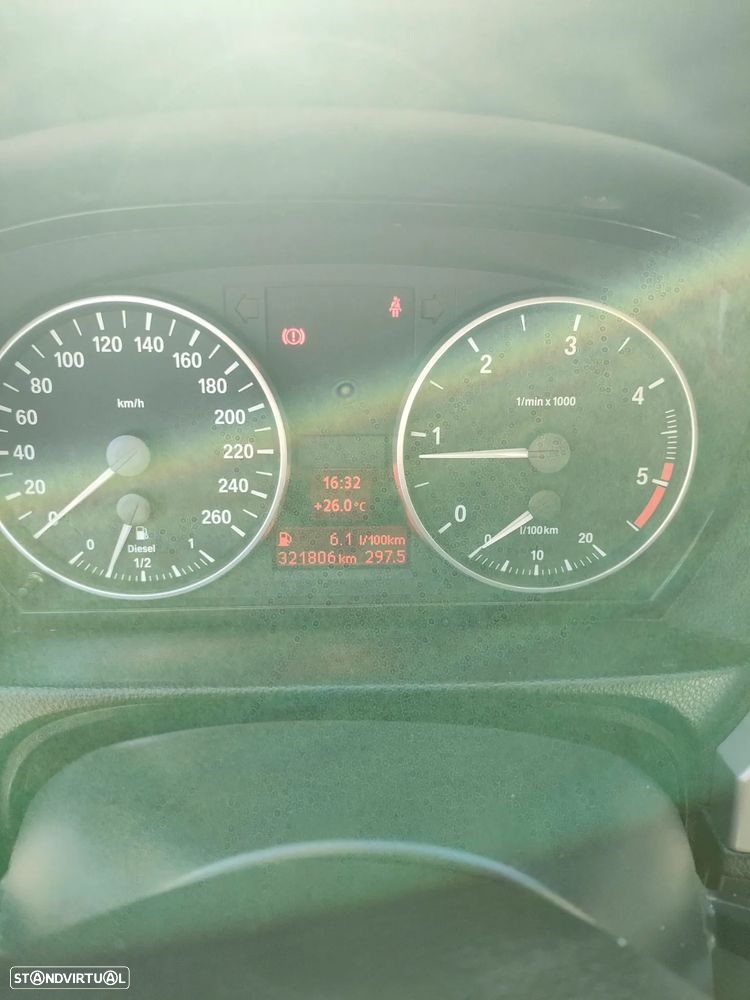 BMW 320 d - 11