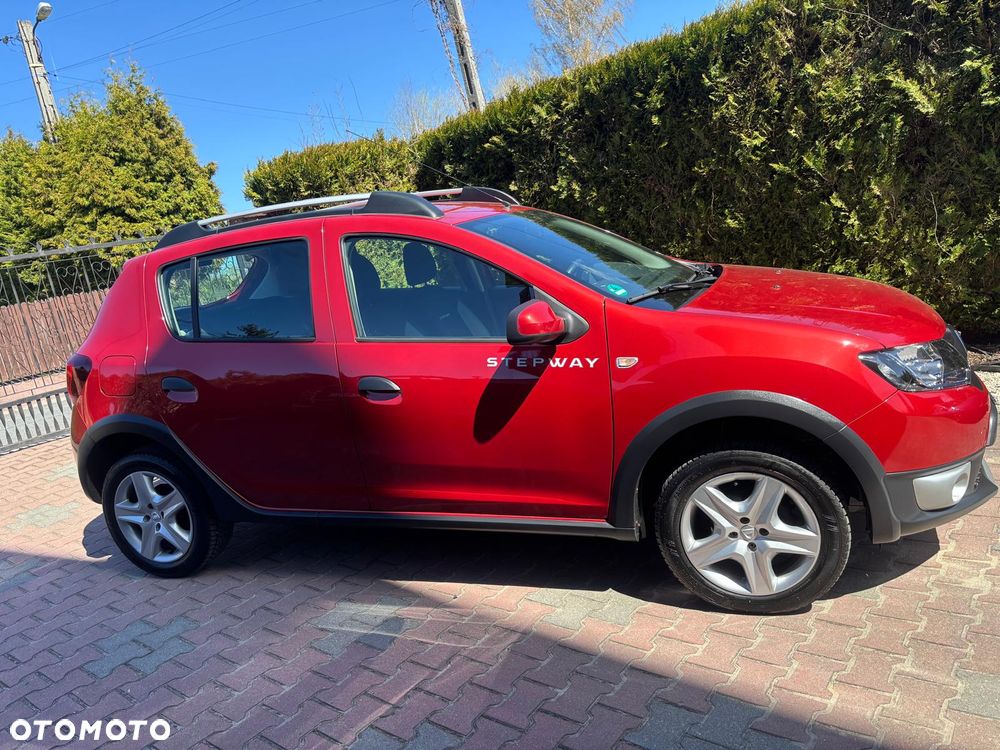 Dacia Sandero TCe 90 S&S Celebration - 25