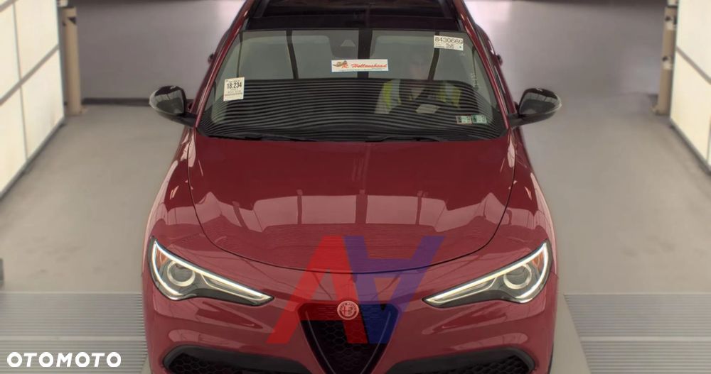 Alfa Romeo Stelvio 2.0 Turbo TI Q4 - 3