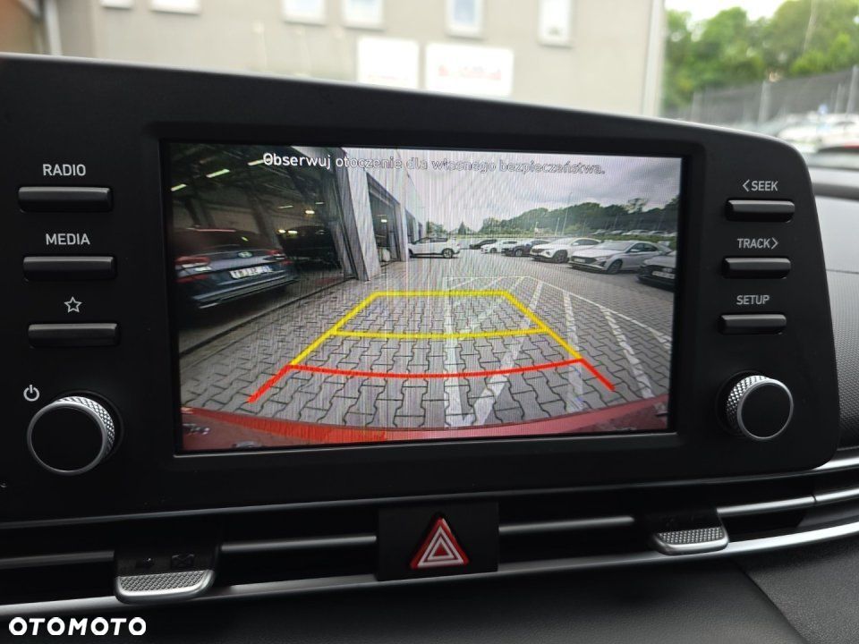 Hyundai Elantra - 20