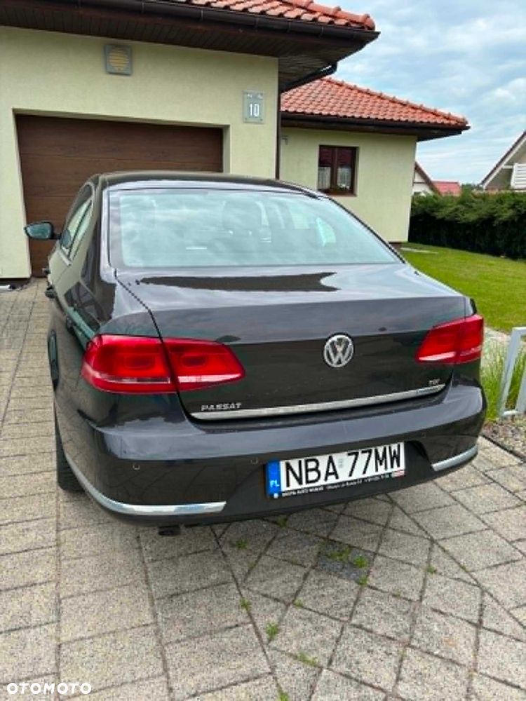 Volkswagen Passat - 3