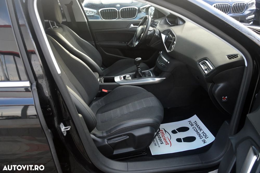 Peugeot 308 BlueHDi FAP 130 Stop & Start Allure - 29