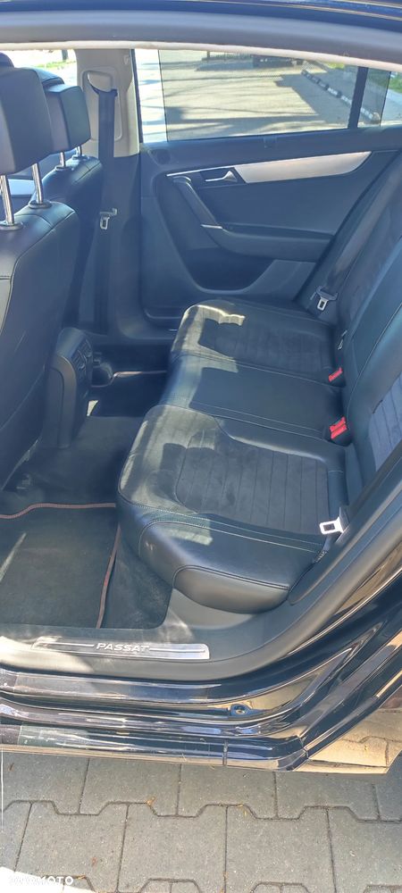 Volkswagen Passat 2.0 TDI 4Mot Highline DSG - 9