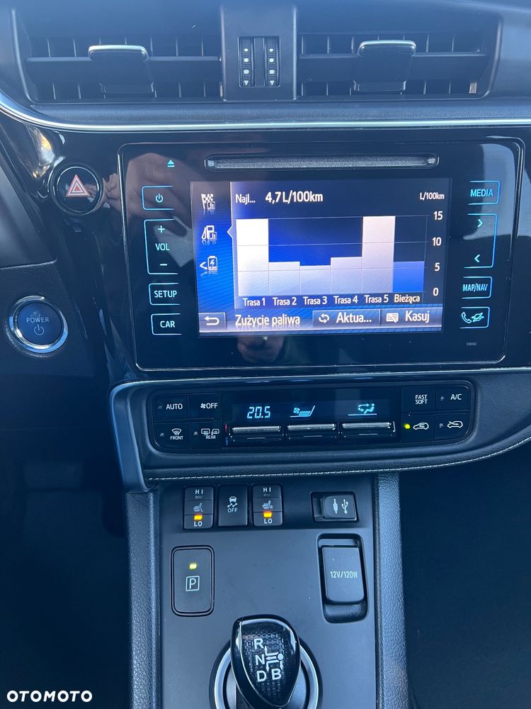 Toyota Auris 1.8 VVT-i Hybrid Automatik Comfort - 32