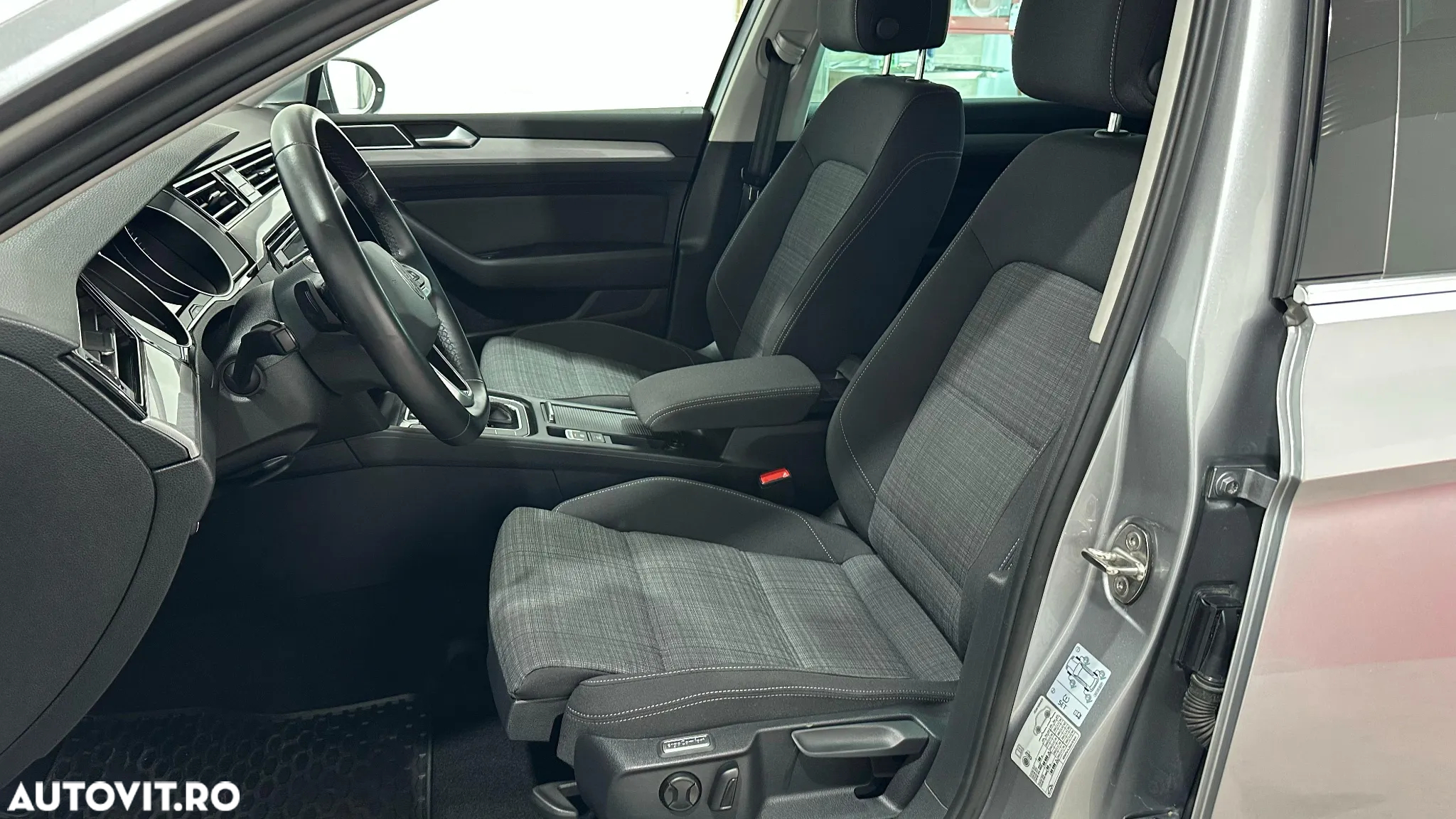Volkswagen Passat 1.5 TSI ACT DSG Highline - 11