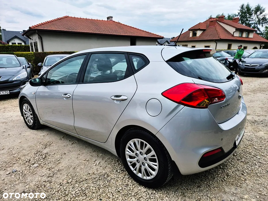 Kia Ceed Cee'd 1.4 XL - 20