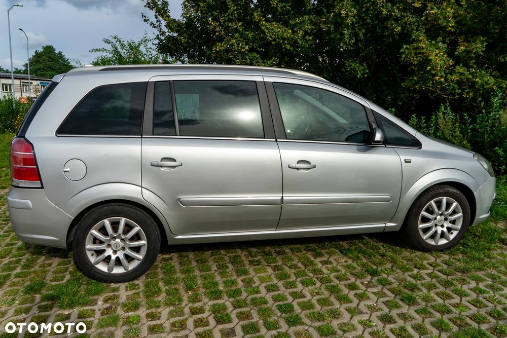 Opel Zafira - 7