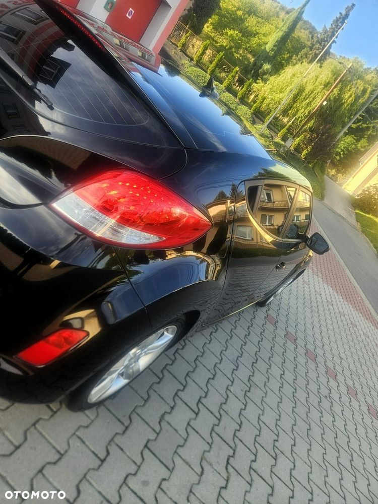 Hyundai Veloster - 18