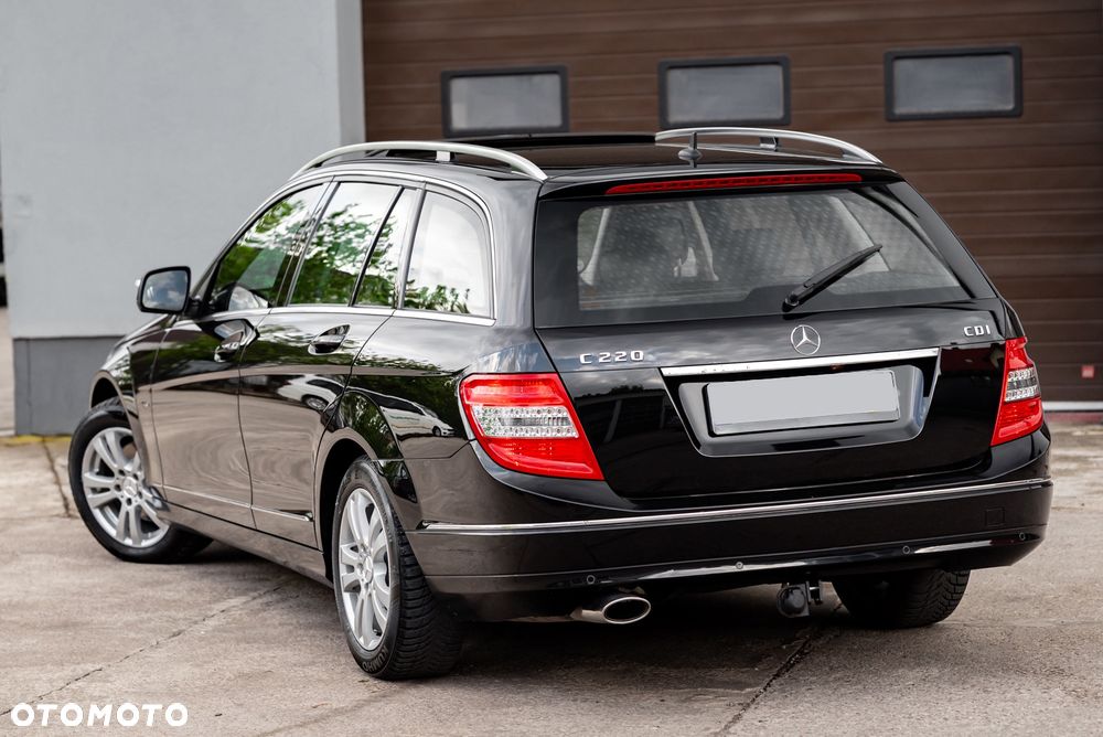 Mercedes-Benz Klasa C 220 CDI DPF Avantgarde - 12