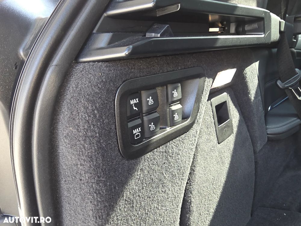 BMW X7 xDrive40d AT MHEV - 24