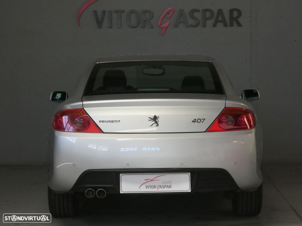 Peugeot 407 - 12