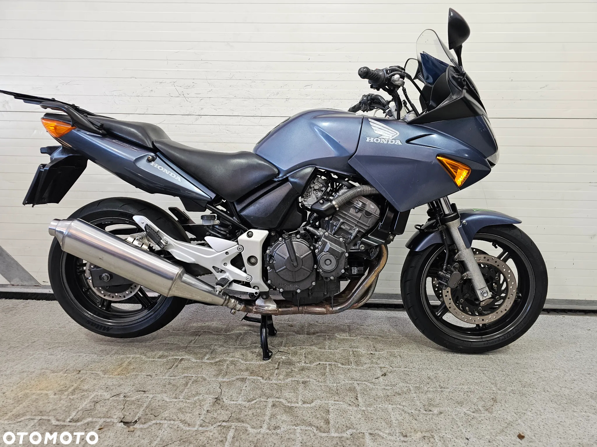 Honda CBF - 4