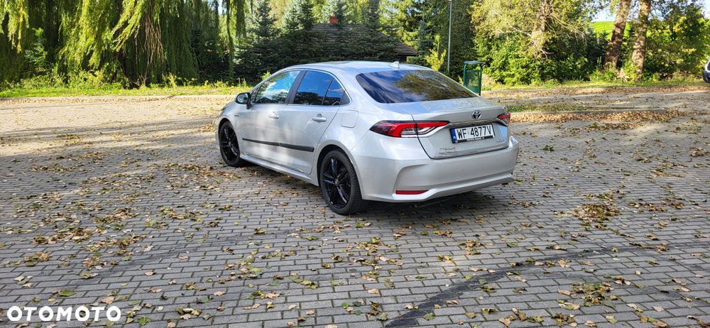 Toyota Corolla 1.8 Hybrid Executive - 3