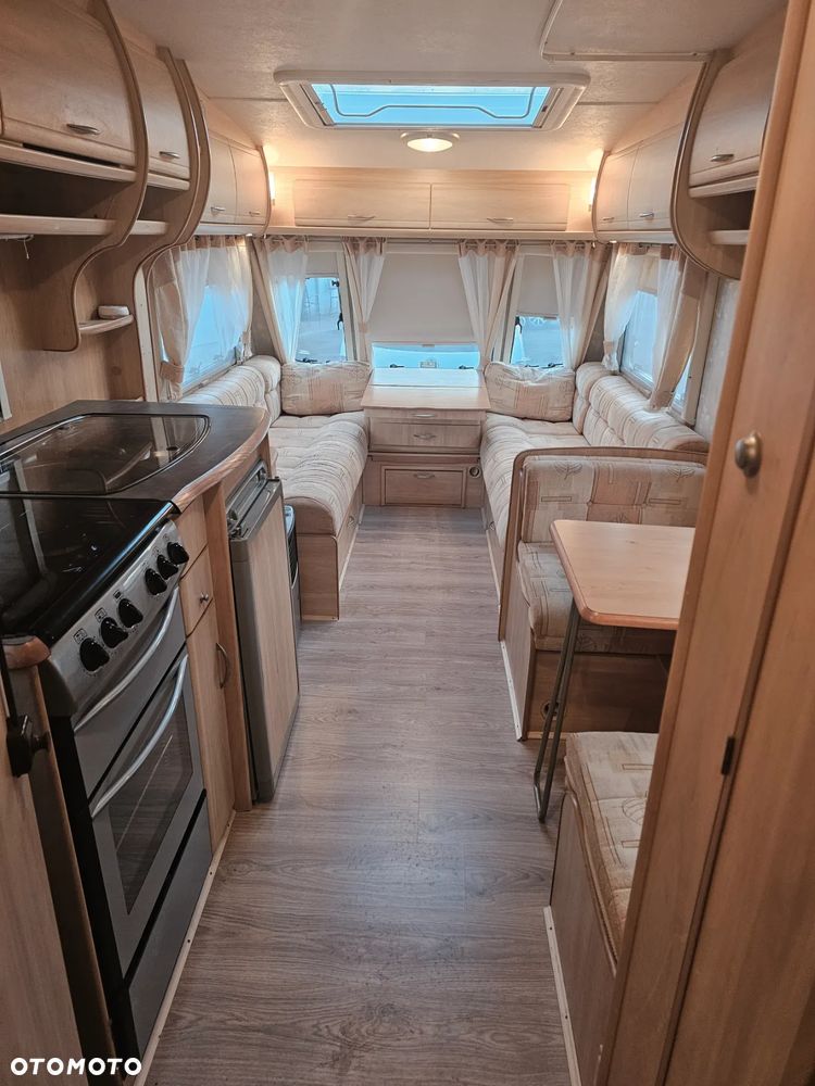 Hobby STERLING. WŁĄCZ FILMIK !!! 4 os. 2 SYPIALNIE. ŁÓŻKO PIĘTROWE. DUŻA ŁAZIENKA. NOWY SOLAR - 31