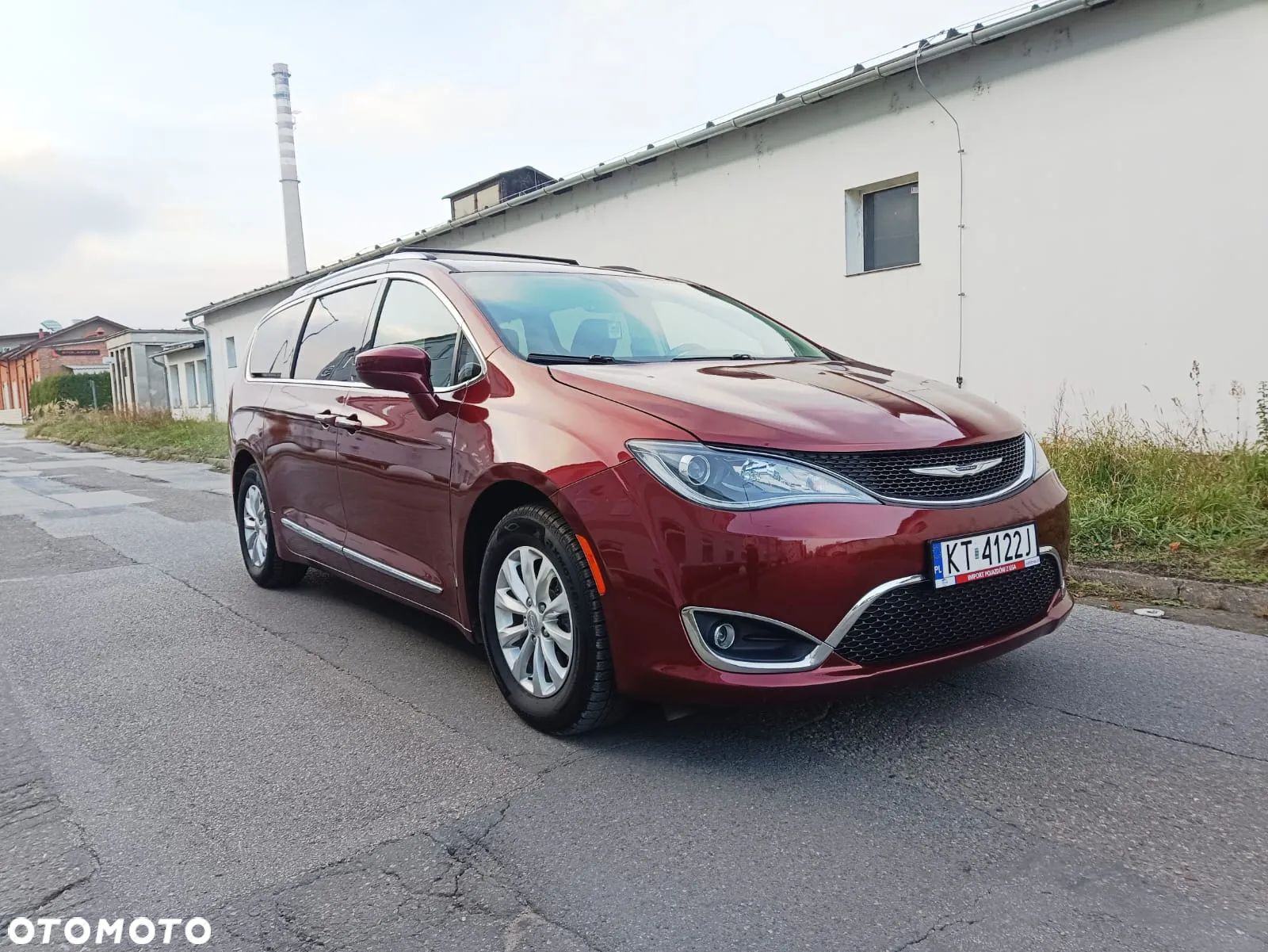 Chrysler Pacifica - 1