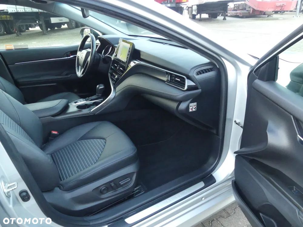 Toyota Camry 2.5 Hybrid Prestige CVT - 9