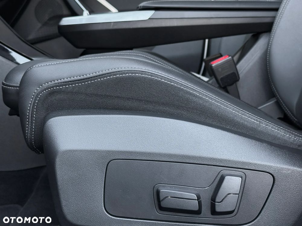 BMW X1 xDrive23d mHEV - 25
