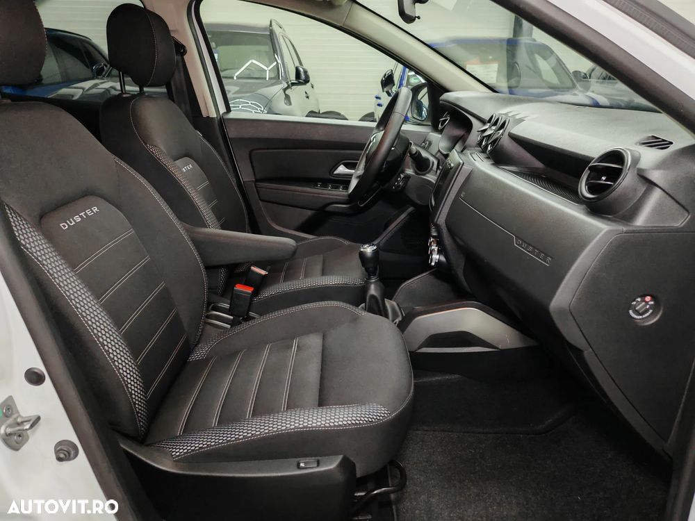 Dacia Duster TCe 150 GPF Prestige jante 17" - 10