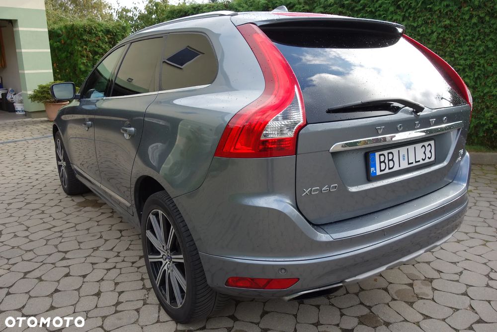 Volvo Xc 60 2017 photo 2