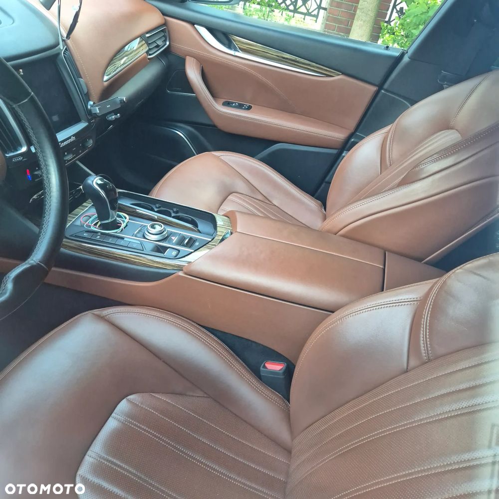 Maserati Levante - 6