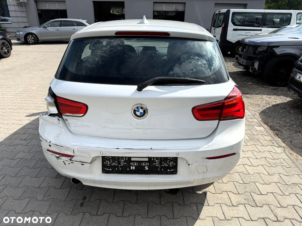 BMW Seria 1 118d Sport Line - 2