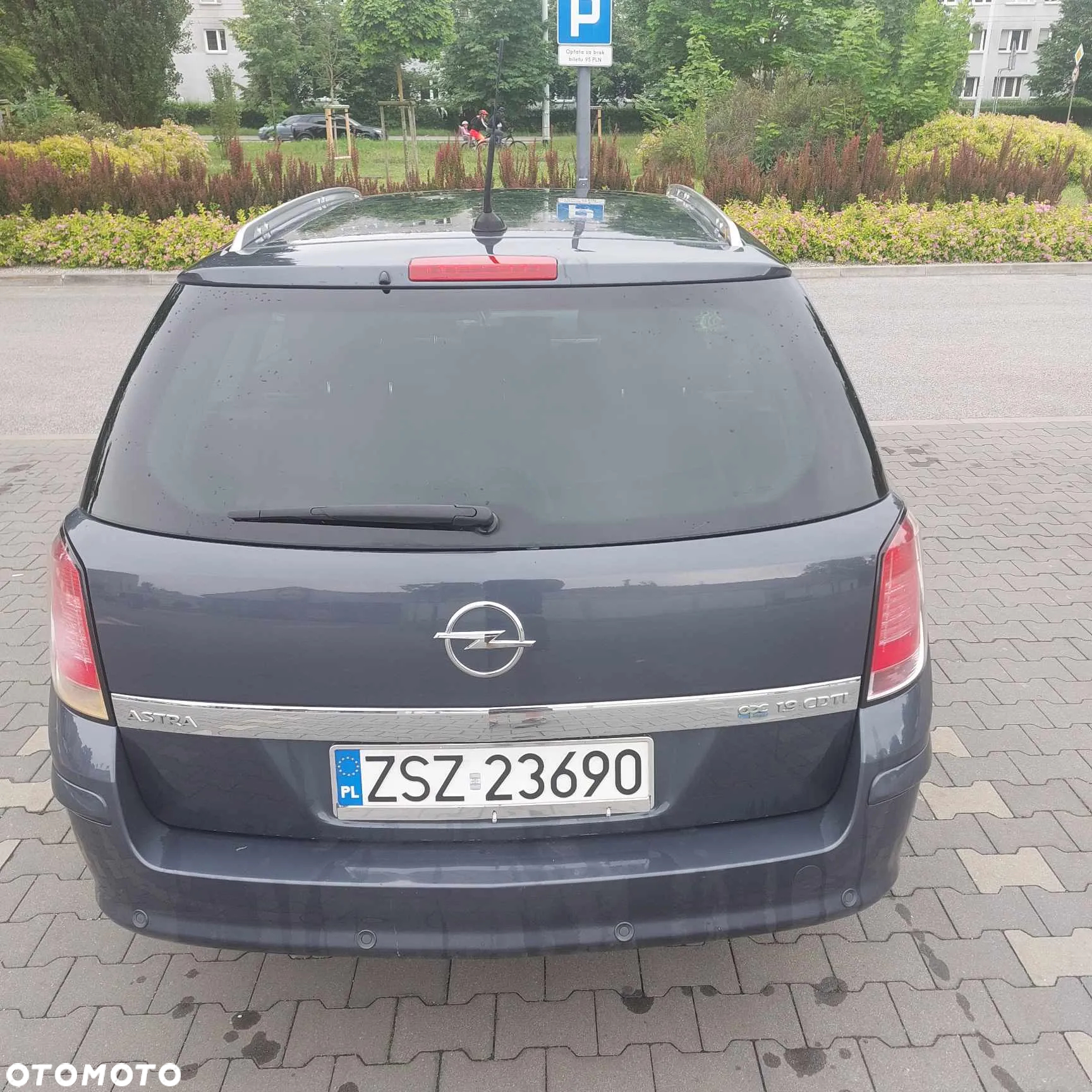 Opel Astra III 1.9 CDTI Cosmo - 5