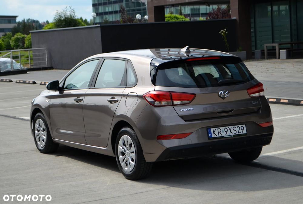 Hyundai i30 1.5 DPI Modern - 34
