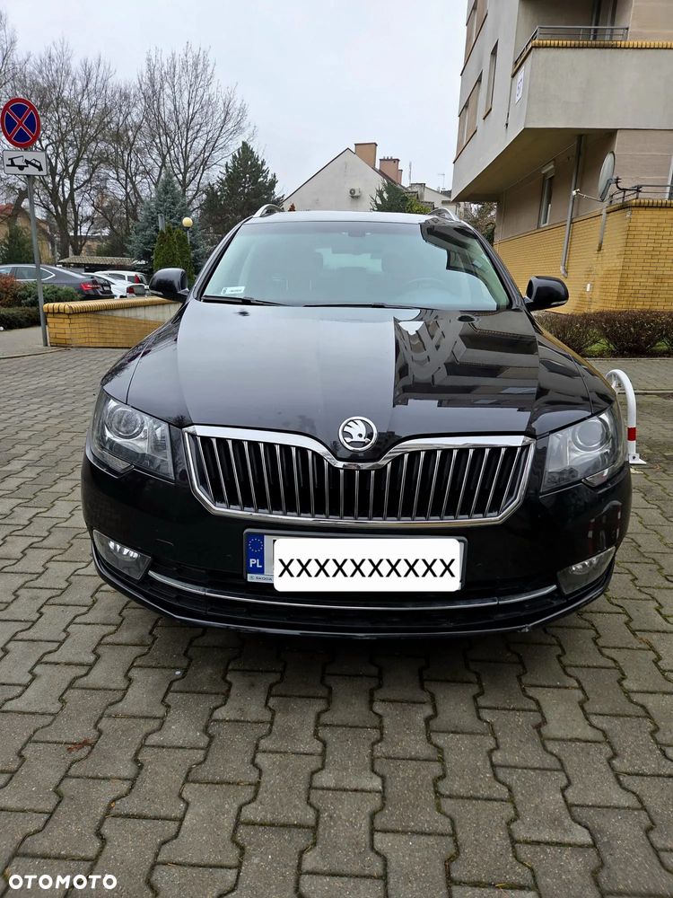 Skoda Superb 2.0 TDI 4x4 L&K DSG - 3