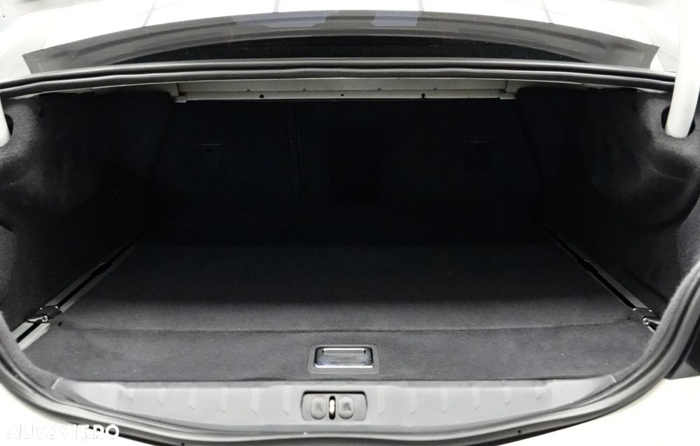 Peugeot 508 Hybrid 2.0 HDI 163cp + 37cp electric Allure - 23