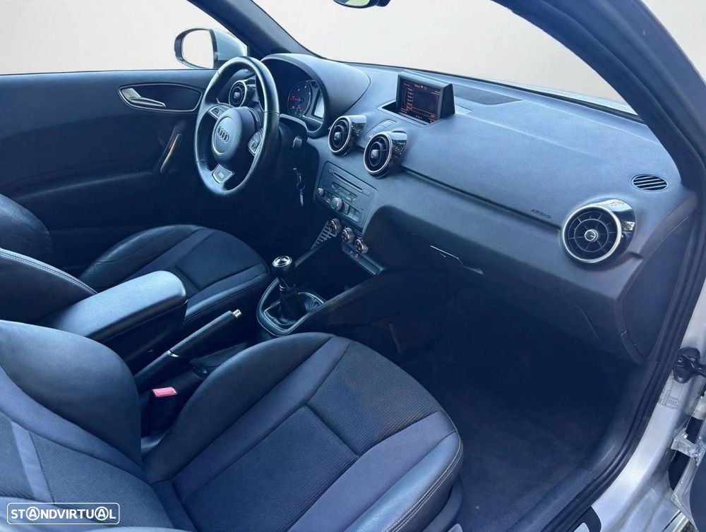 Audi A1 1.6 TDI S-line - 11