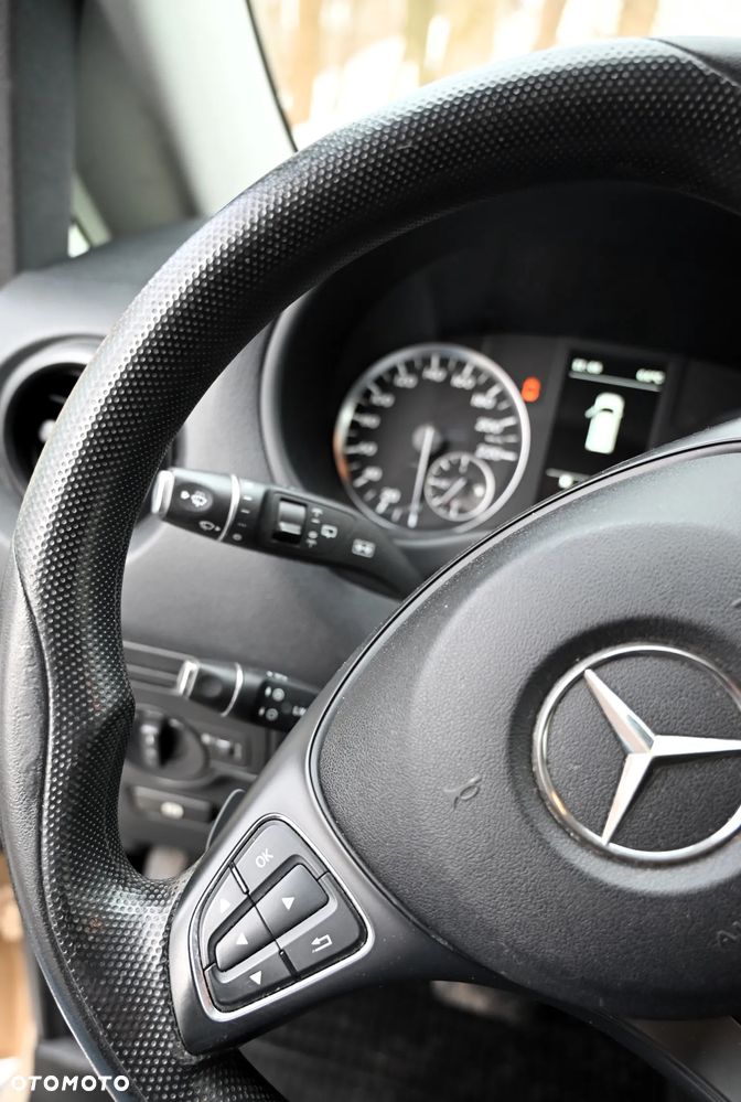 Mercedes-Benz Vito - 22