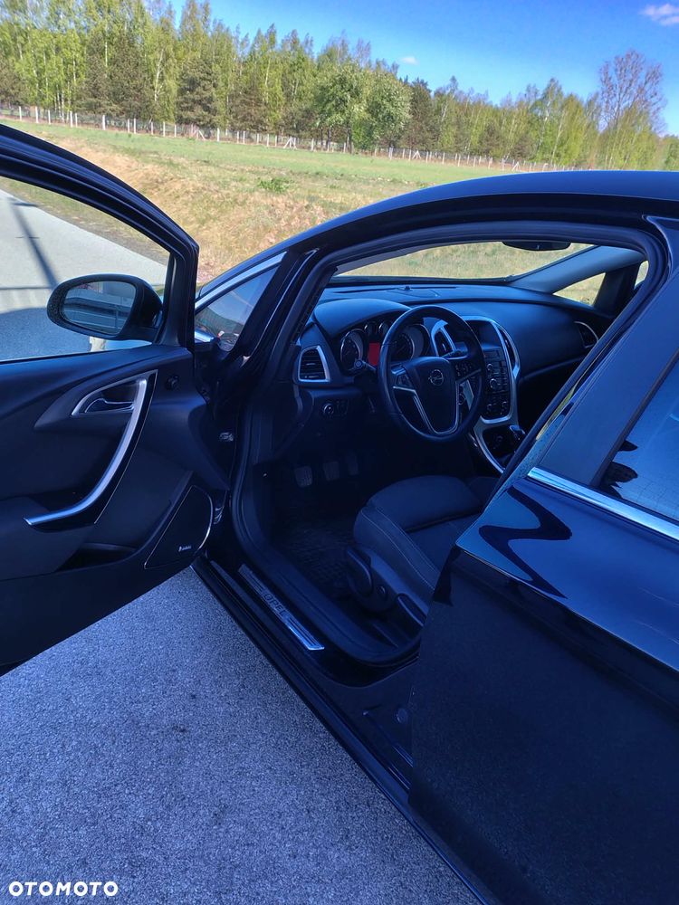 Opel Astra 1.4 T Enjoy - 4