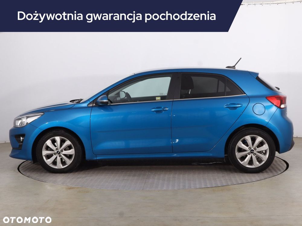 Kia Rio - 4