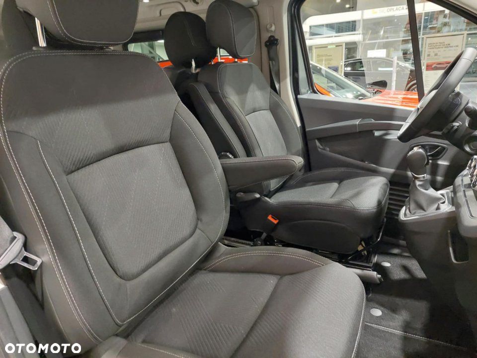 Renault Trafic - 2